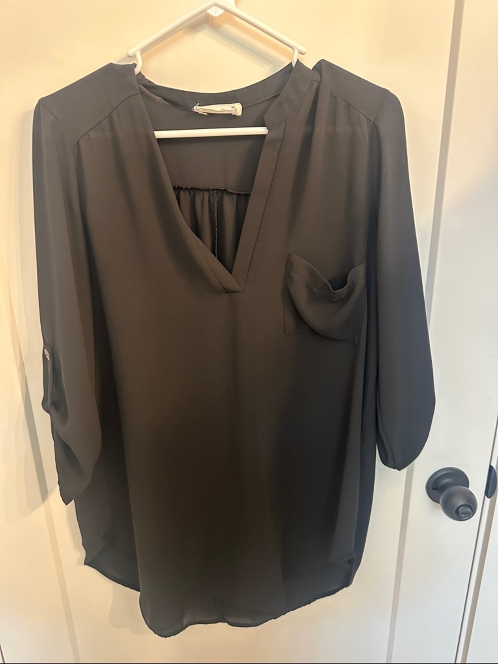 All in Favor Black V-Neck Roll-Sleeve Pocket Tunic